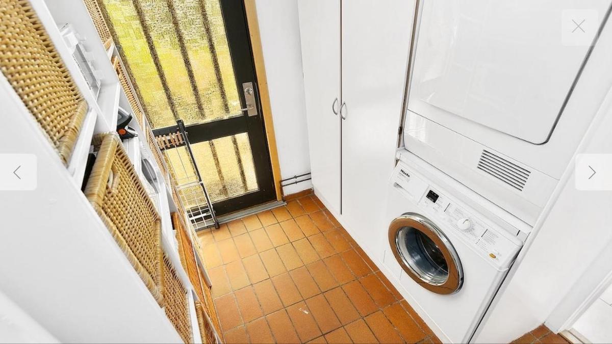 Villa Family House With 3 Bedrooms, Garden & Free Parking *