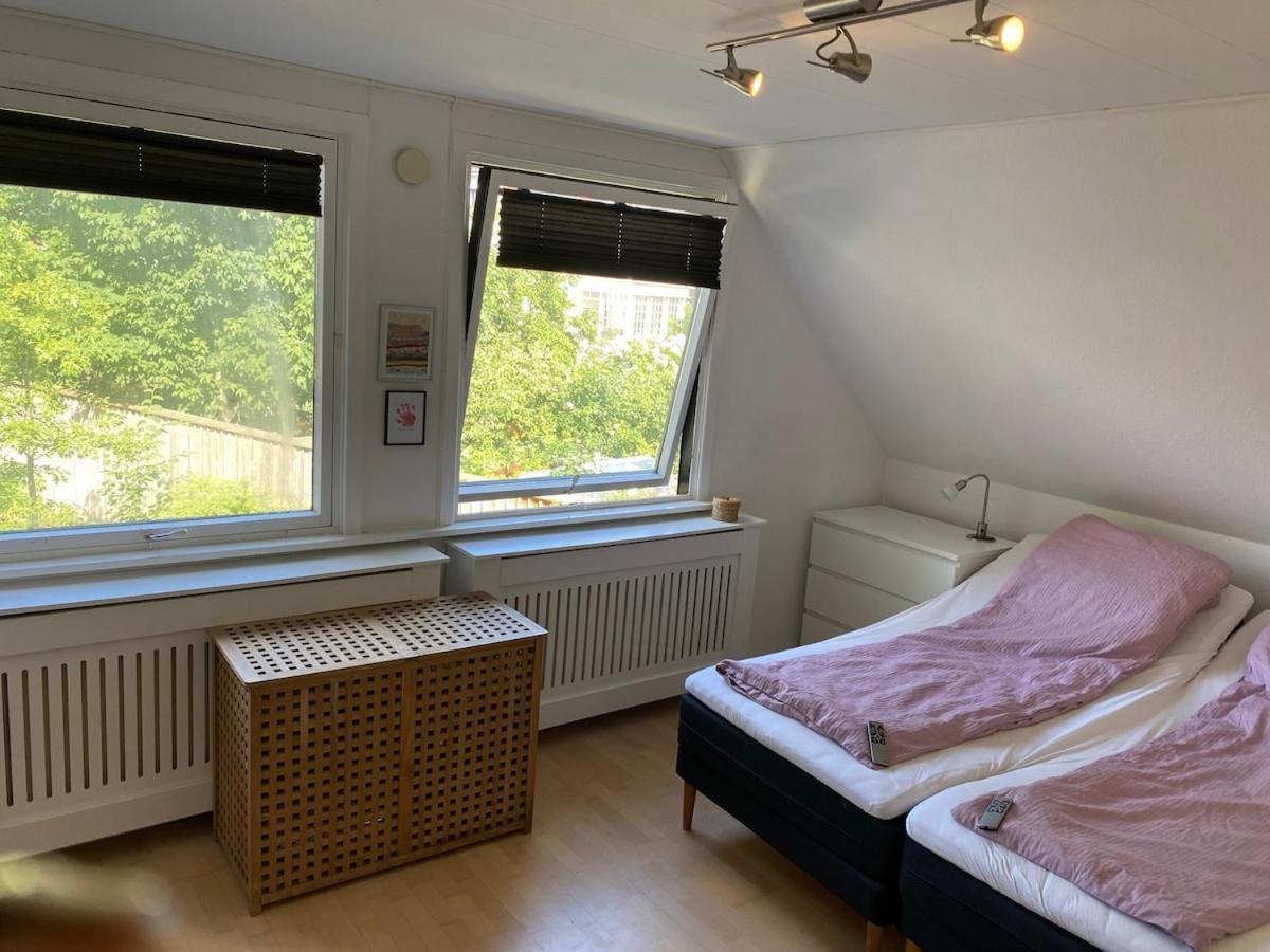 Family House With 3 Bedrooms, Garden & Free Parking Copenhagen